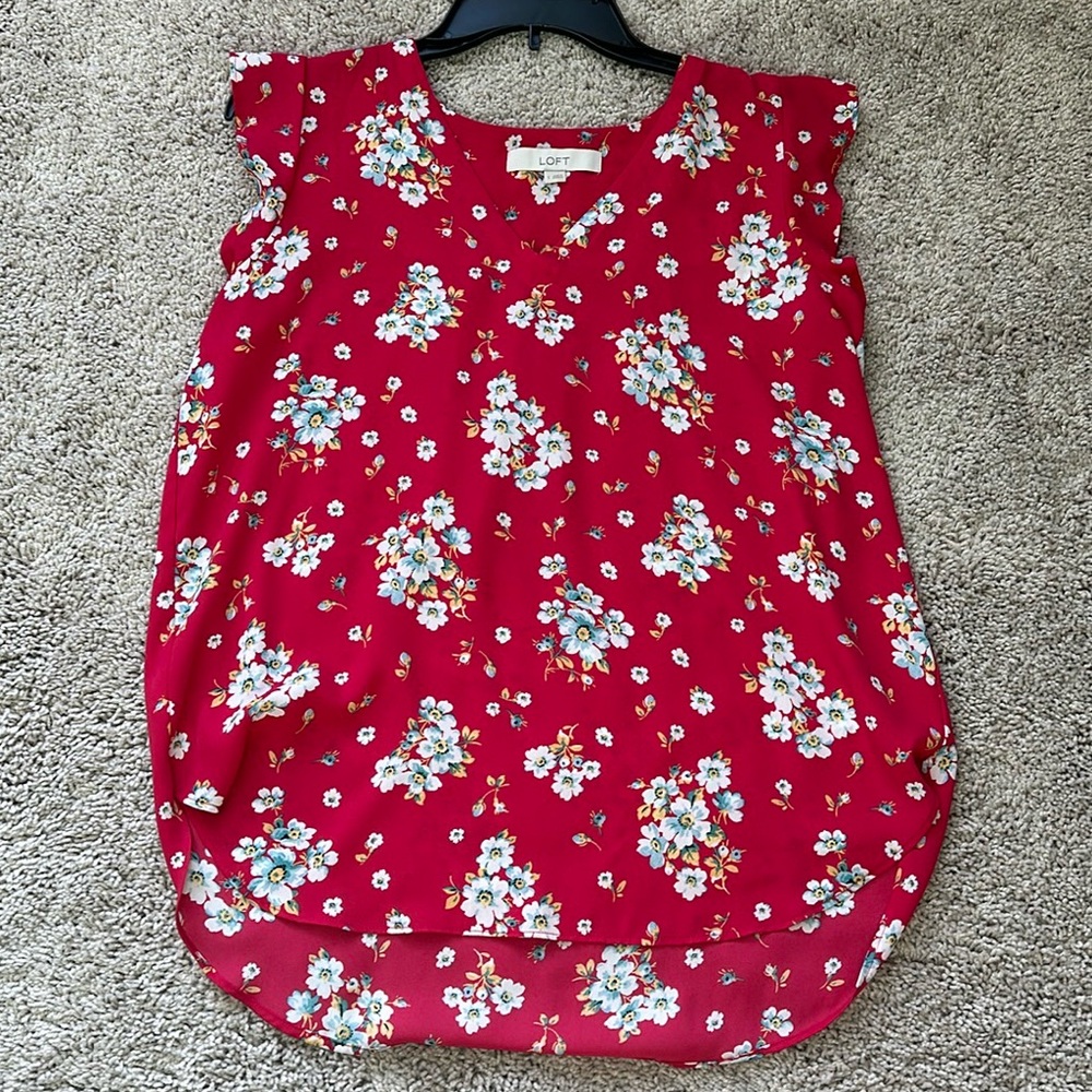 High low v neck floral blouse